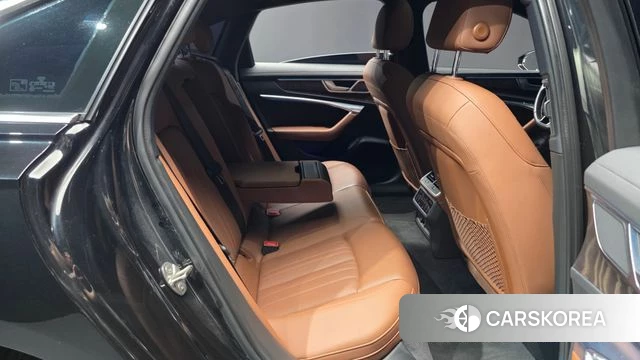 Audi A6 (C8) 2020 Черный из Кореи, фото 3