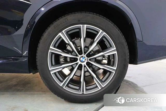 BMW X5 (imported) 2022 Черный из Китая, фото 3