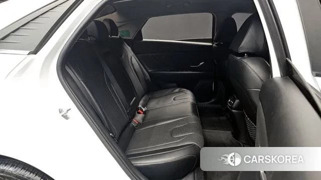 Hyundai Avante (CN7) 2021 Белый из Кореи, фото 3