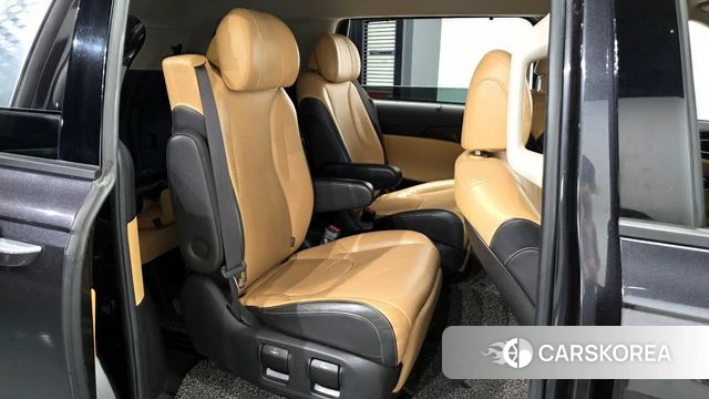 Kia Carnival 4th generation 2020 Серый из Кореи, фото 3
