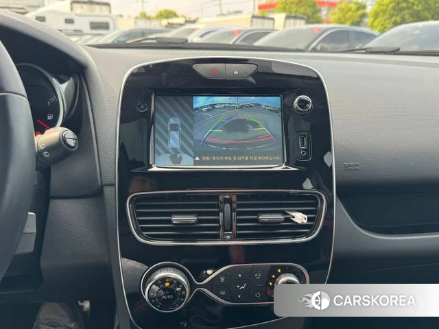 Renault Korea (Samsung) Clio 2019 Красный из Кореи, фото 3