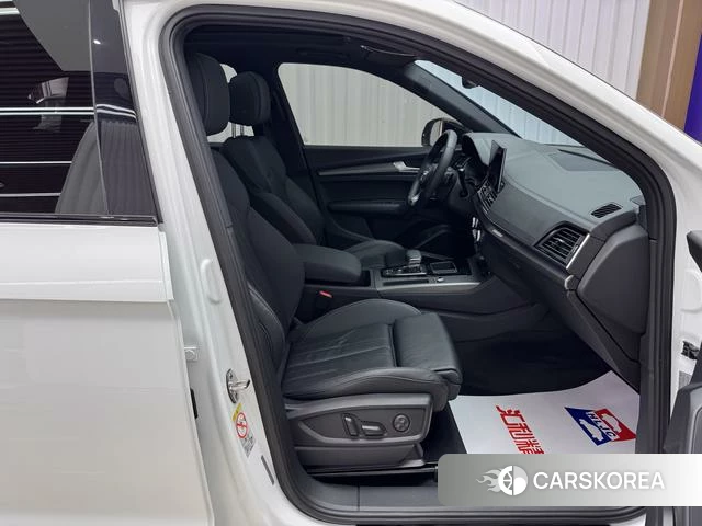 Audi Q5L 2021 Белый из Китая, фото 3