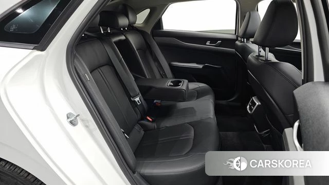 Kia The New K5 3rd generation 2024 Белый из Кореи, фото 3