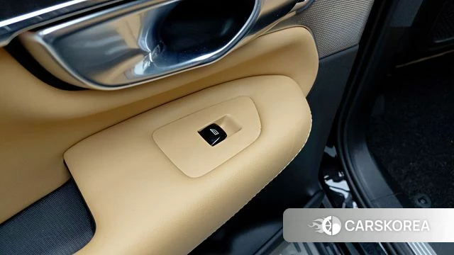 Volvo XC90 second Generation 2021 Белый из Кореи, фото 3