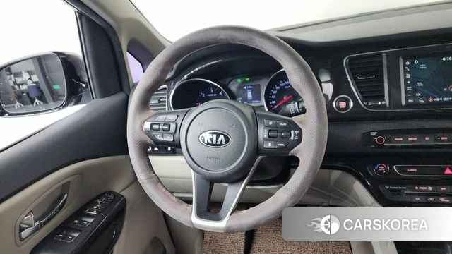 Kia The New Carnival 2020 Черный из Кореи, фото 3