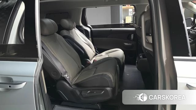 Kia The New Carnival 4th Generation 2025 Серебряный из Кореи, фото 3
