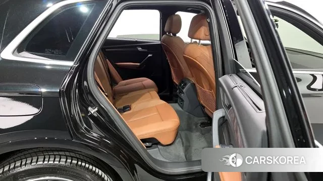 Audi Q5 (FY) 2023 Черный из Кореи, фото 3