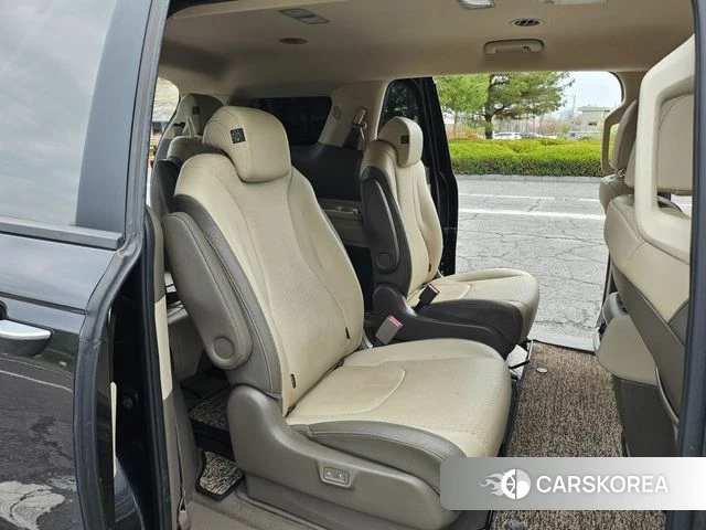 Kia Carnival 4th generation 2021 Серый из Кореи, фото 3