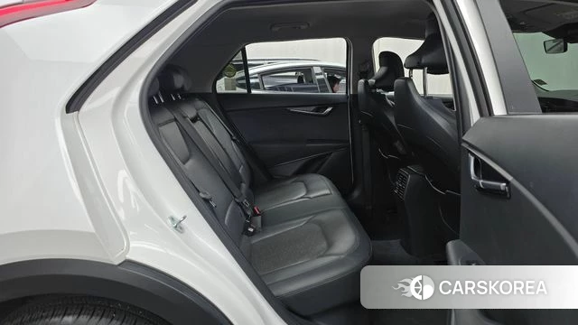 Kia Di Ol Nu Niro 2022 Белый из Кореи, фото 3