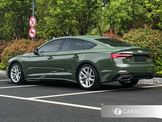 Audi A5 2021 Зеленый из Китая, фото 3