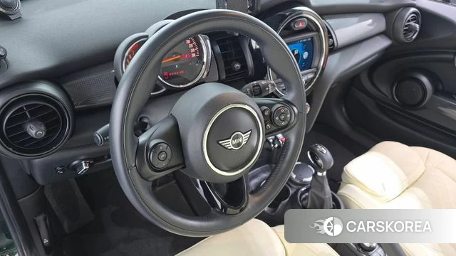 Mini Cooper 2018 Темно-зеленый из Кореи, фото 3