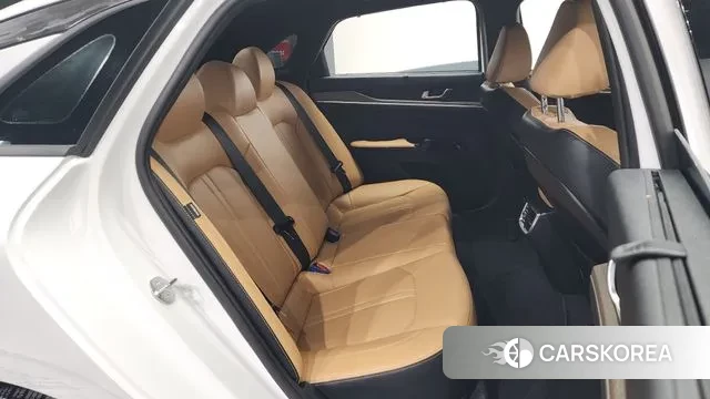 Kia K5 3rd generation 2023 Белый из Кореи, фото 3