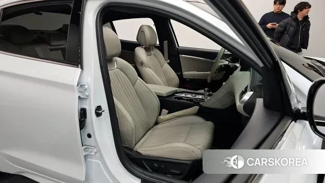 Genesis The New G70 2022 Белый из Кореи, фото 3