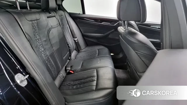 BMW 5 Series (G30) 2020 Черный из Кореи, фото 3