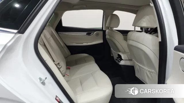 Hyundai The New Grandeur IG Hybrid 2022 Белый из Кореи, фото 3