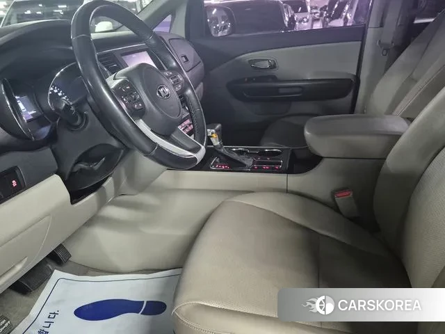 Kia The New Carnival 2018 Серый из Кореи, фото 3