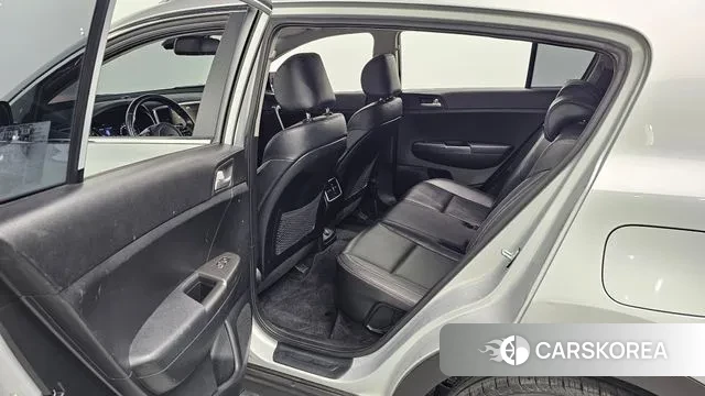 Kia Sportage The Bold 2019 Серебряный из Кореи, фото 3