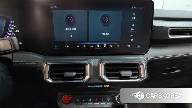 Ford Mustang 7th Generation 2024 Светло-серебряный цвет из Кореи, фото 3