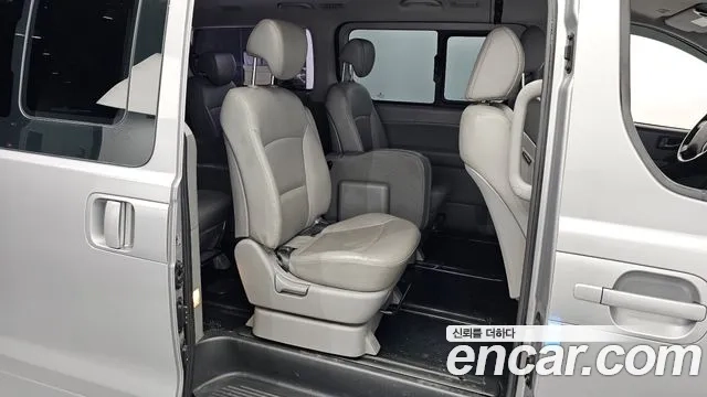 Hyundai The New Grand Starex 2018 Серебристо-серый из Кореи, фото 3