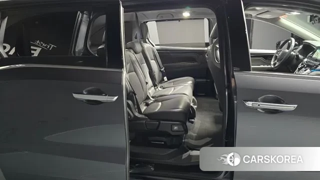 Honda Odyssey 2018 Серый из Кореи, фото 3