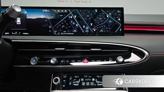 Genesis GV70 2024 Белый из Кореи, фото 3