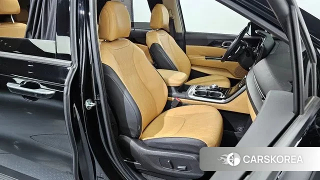 Kia Carnival 4th generation 2022 Черный из Кореи, фото 3