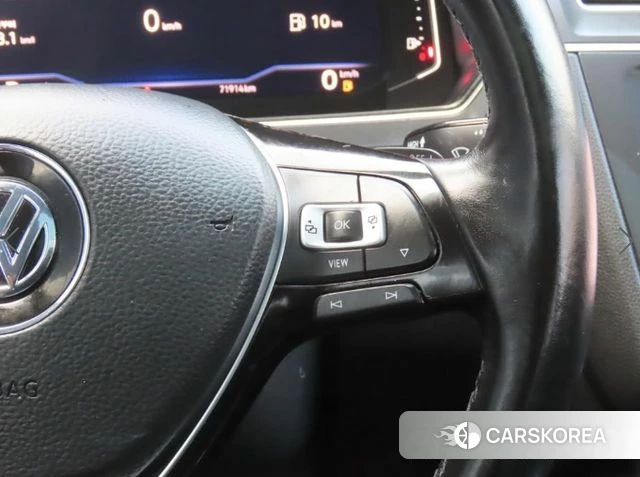 Volkswagen Tiguan Allspace 2020 Белый из Кореи, фото 3