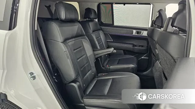 Hyundai Santa Fe (MX5) 2023 Белый из Кореи, фото 3