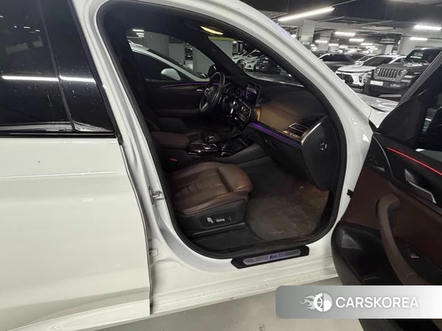 BMW X3 (G01) 2022 Белый из Кореи, фото 3