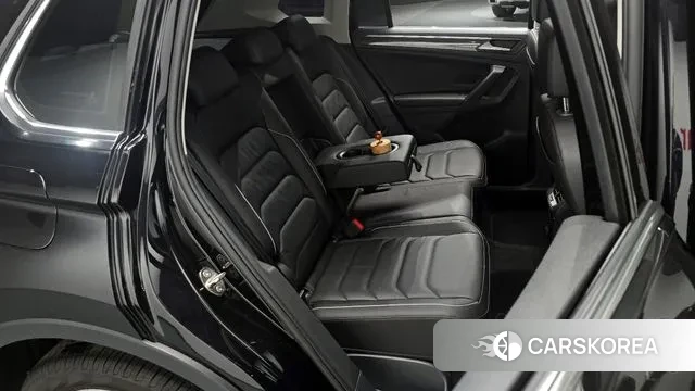 Volkswagen Tiguan second Generation 2023 Черный из Кореи, фото 3