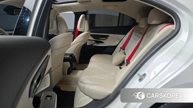 Mercedes-Benz E-Class W214 2024 Белый из Кореи, фото 3