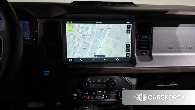 Ford Bronco 6th Generation 2023 Небесно-голубой из Кореи, фото 3