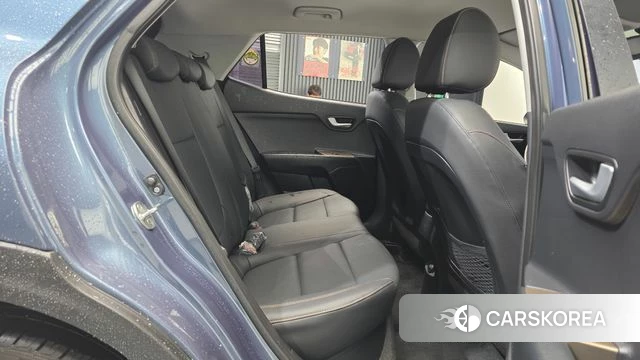 Kia Stonic 2019 Синий из Кореи, фото 3