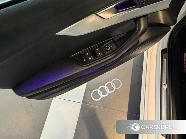 Audi A4L 2022 Белый из Китая, фото 3