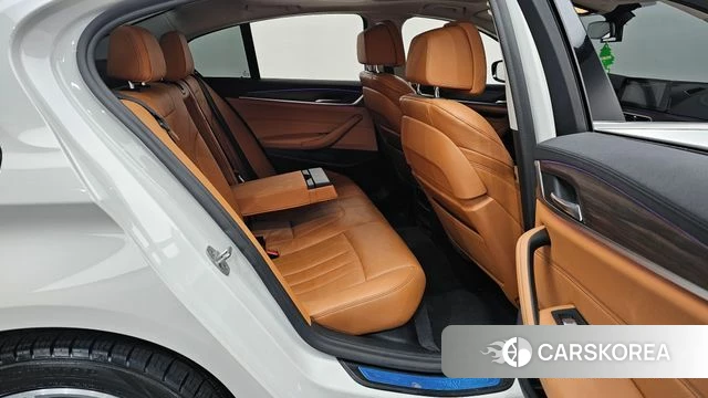 BMW 5 Series (G30) 2020 Белый из Кореи, фото 3