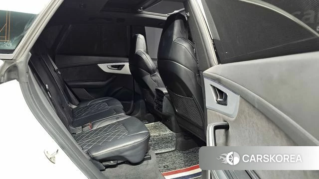 Audi Q8 (4M) 2021 Белый из Кореи, фото 3