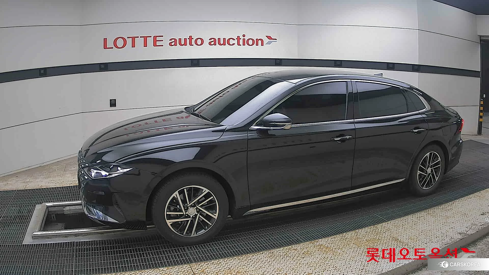 Hyundai Grandeur 2022 Midnight Black Pearl из Кореи, фото 3