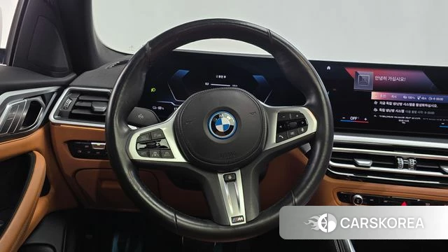 BMW i4 2022 Белый из Кореи, фото 3
