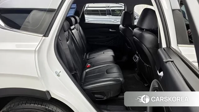 Hyundai The New Santa Fe 2022 Белый из Кореи, фото 3