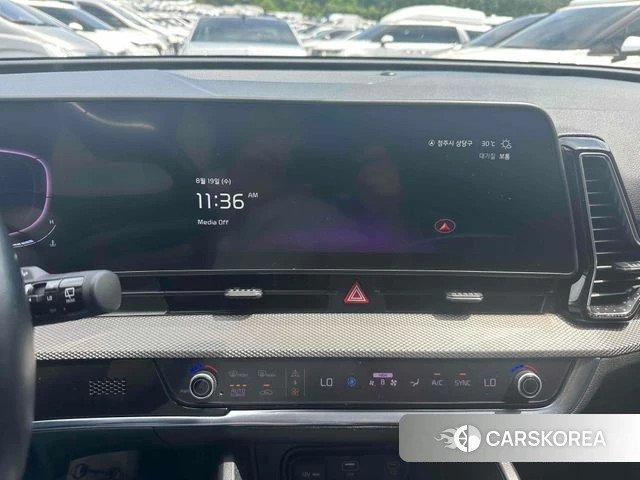 Kia Sportage 5th Generation 2022 Белый из Кореи, фото 3