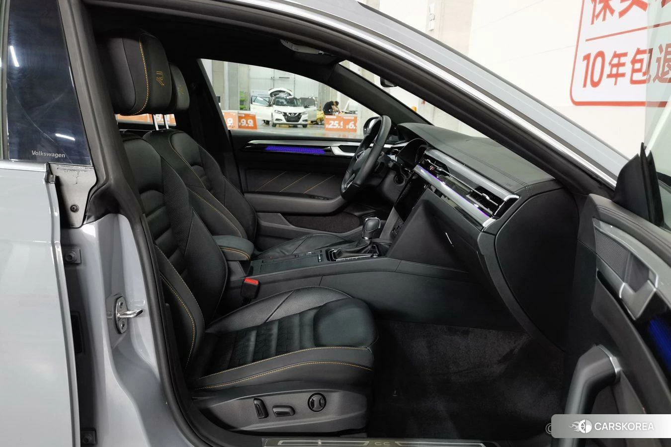 Volkswagen CC 2024 Темно-серый из Китая, фото 3