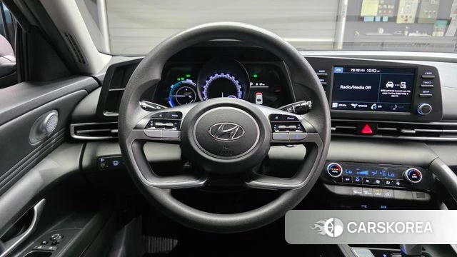 Hyundai Avante Hybrid (CN7) 2021 Серый из Кореи, фото 3