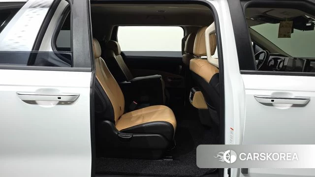 Kia Carnival 4th generation 2023 Белый из Кореи, фото 3