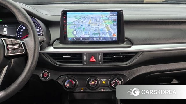 Kia The New K3 2nd generation 2023 Белый из Кореи, фото 3