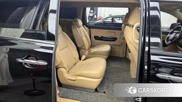 Kia The New Carnival 2020 Черный из Кореи, фото 3