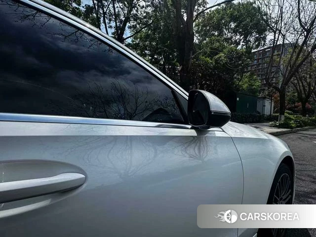 Mercedes-Benz Class C 2024 Белый из Китая, фото 3