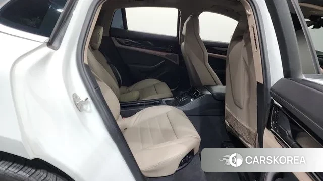 Porsche Panamera (972) 2024 Белый из Кореи, фото 3