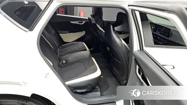 Kia EV6 2023 Белый из Кореи, фото 3