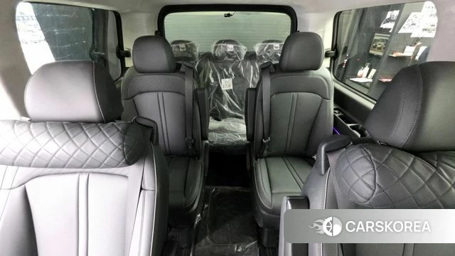 Hyundai Staria 2022 Серый из Кореи, фото 3