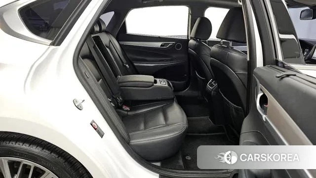 Hyundai Grandeur IG 2018 Белый из Кореи, фото 3